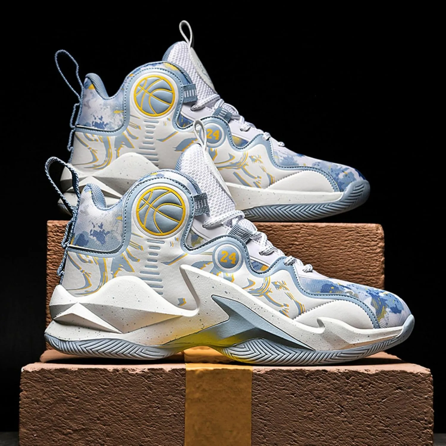 Anti Slip and wear-Resistant Basketball Shoes