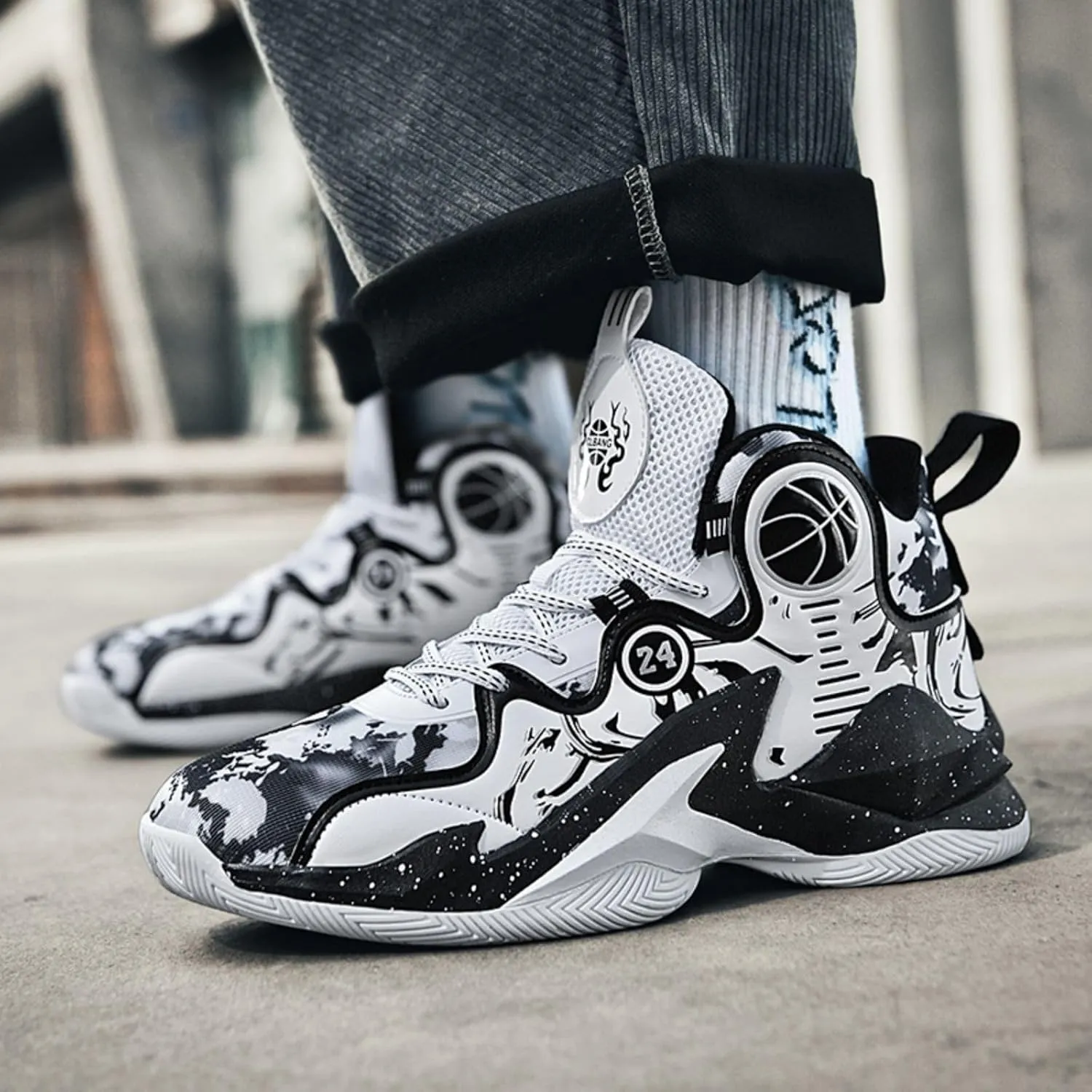 Anti Slip and wear-Resistant Basketball Shoes
