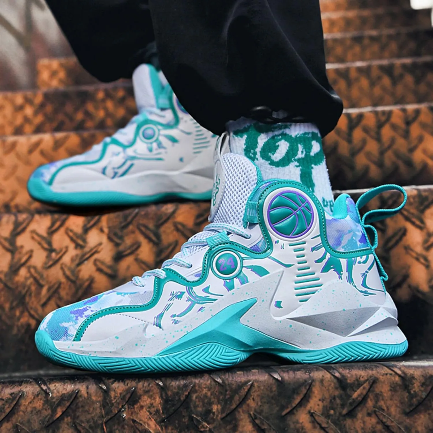 Anti Slip and wear-Resistant Basketball Shoes