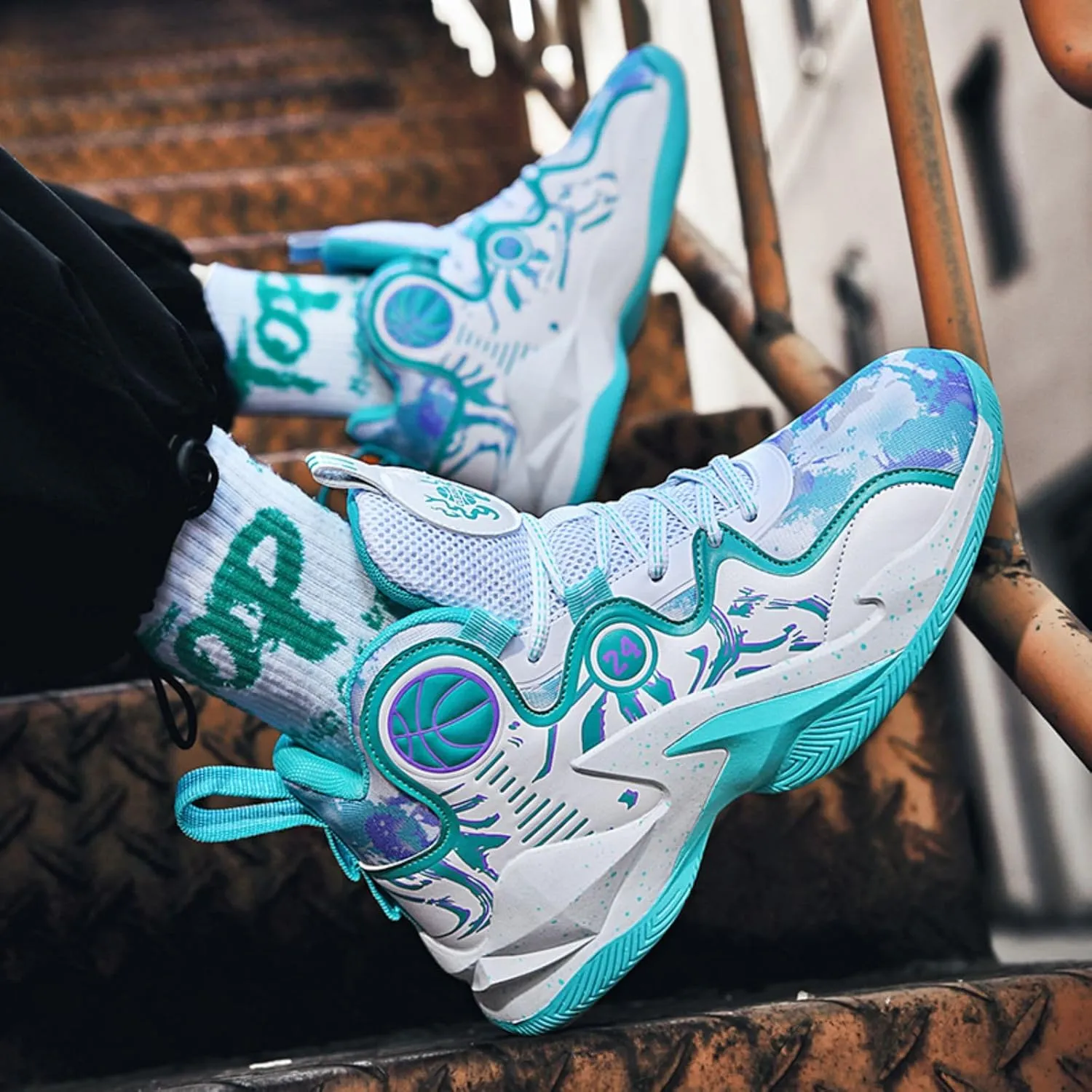 Anti Slip and wear-Resistant Basketball Shoes
