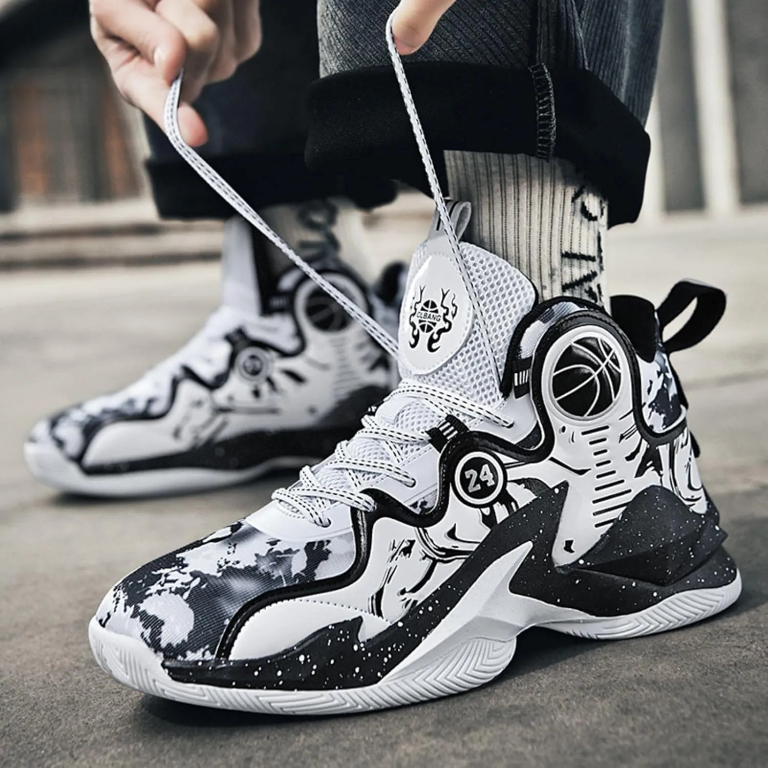 Anti Slip and wear-Resistant Basketball Shoes
