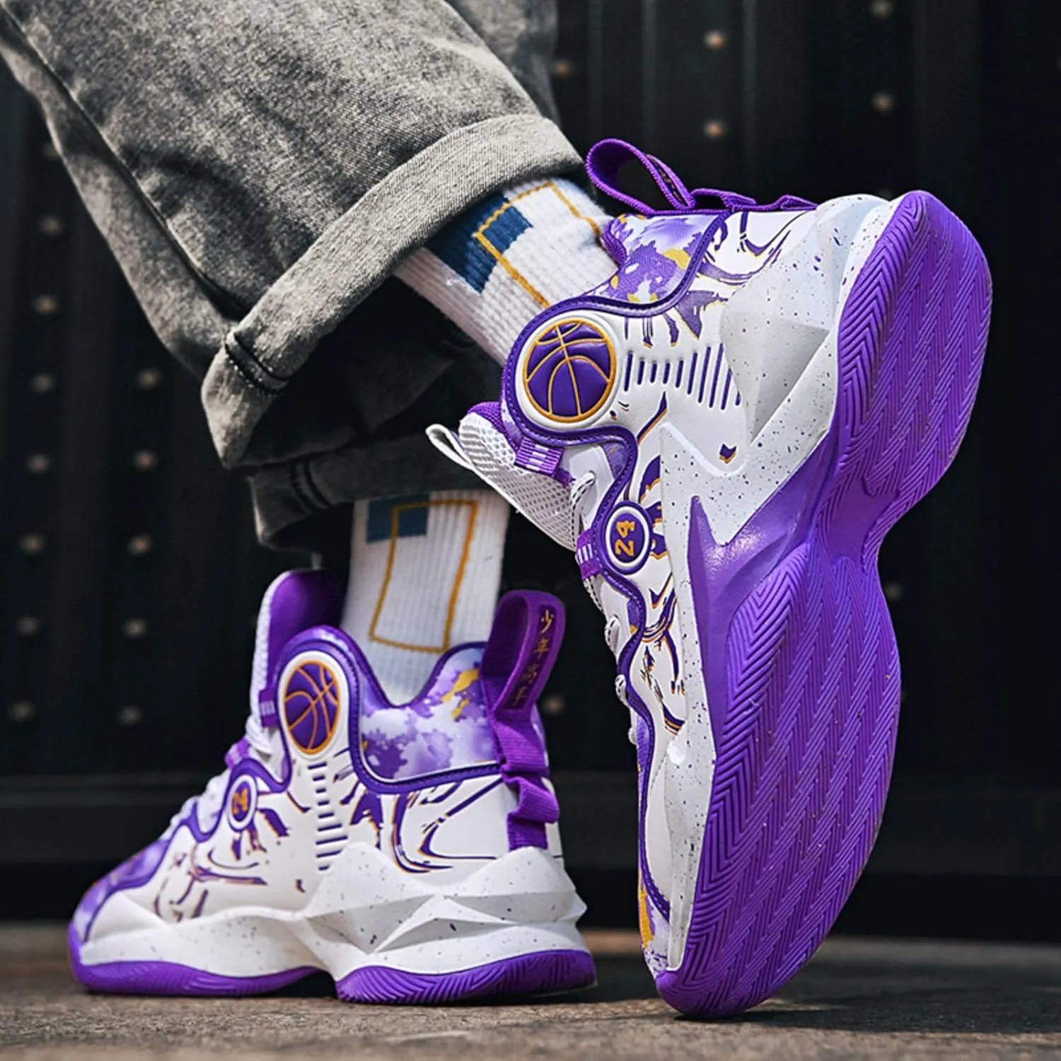 Anti Slip and wear-Resistant Basketball Shoes