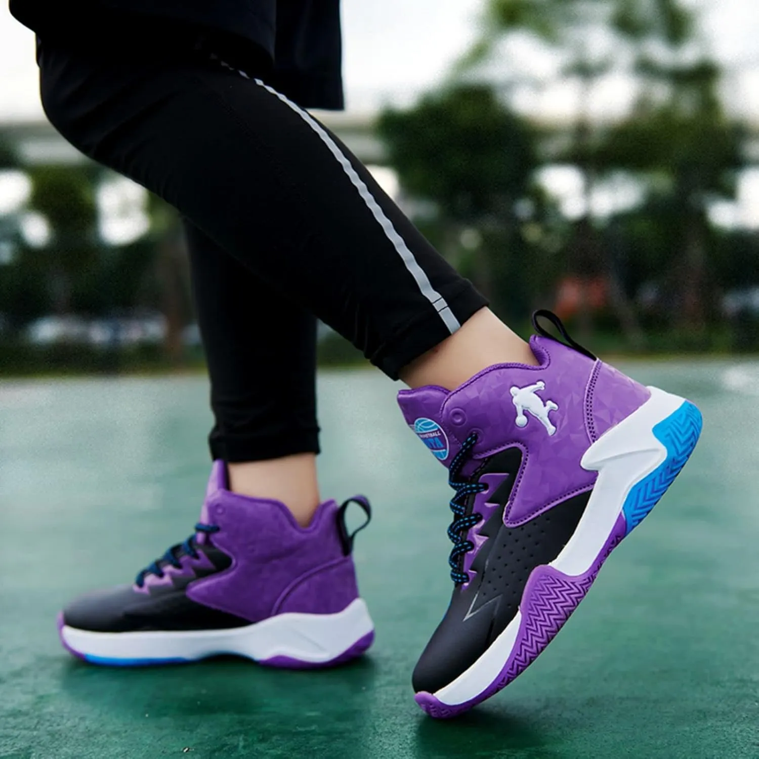 Anti Slip and wear-Resistant Sports Children's Basketball Shoes