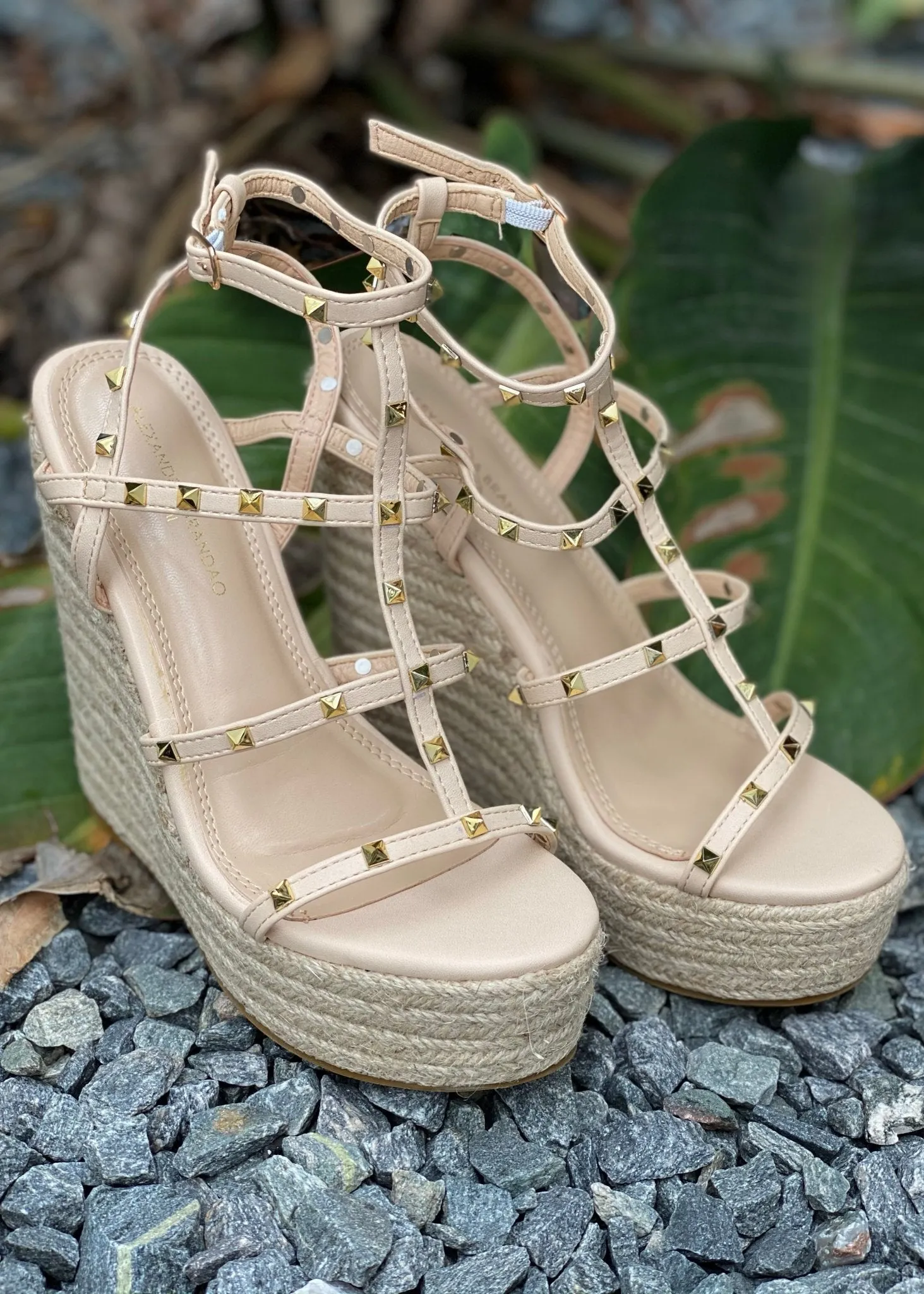 Astrid Nude Wedge with gold studs
