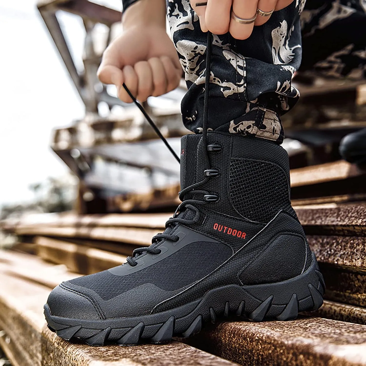 Casual Outdoor Hiking Shoes, Spring and Autumn High Top Waterproof Zipper Tactical Boots for Men, for Men's Field Training Tactical Camping Training Boots
