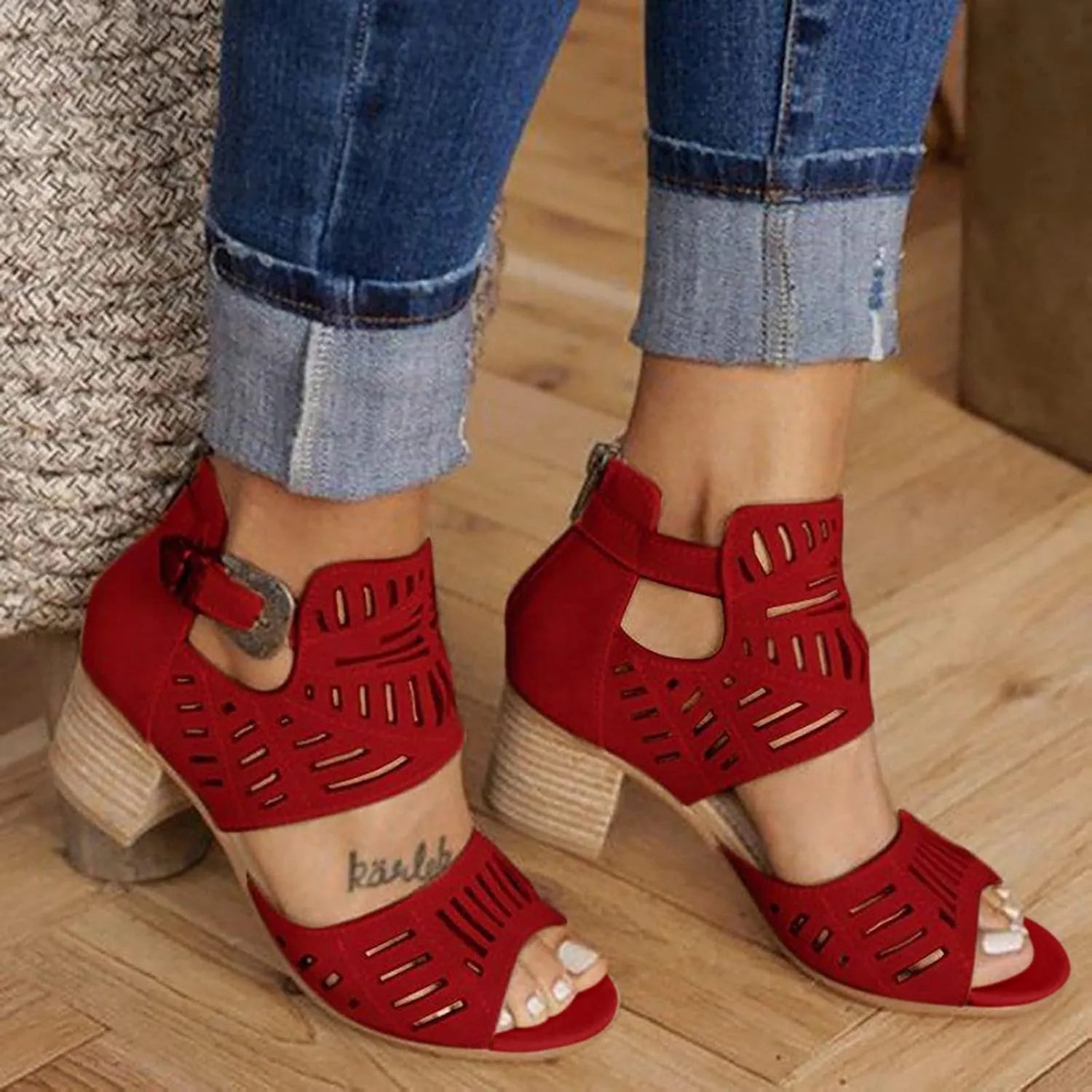 Eduavar Sandals Women, Sandals Women Summer Breathable Hollow Out Low Heel Sandals with Buckle Ankle Strap