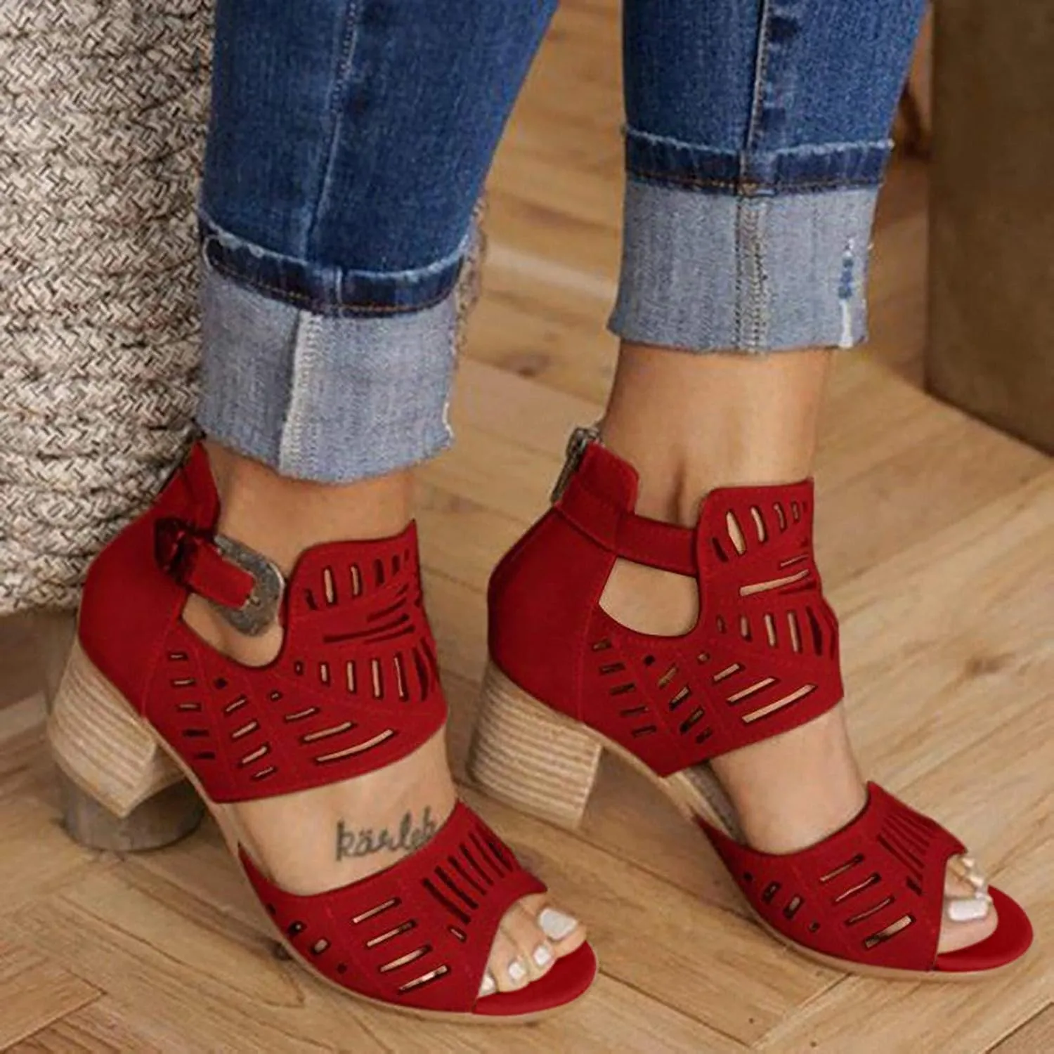 Eduavar Sandals Women, Sandals Women Summer Breathable Hollow Out Low Heel Sandals with Buckle Ankle Strap