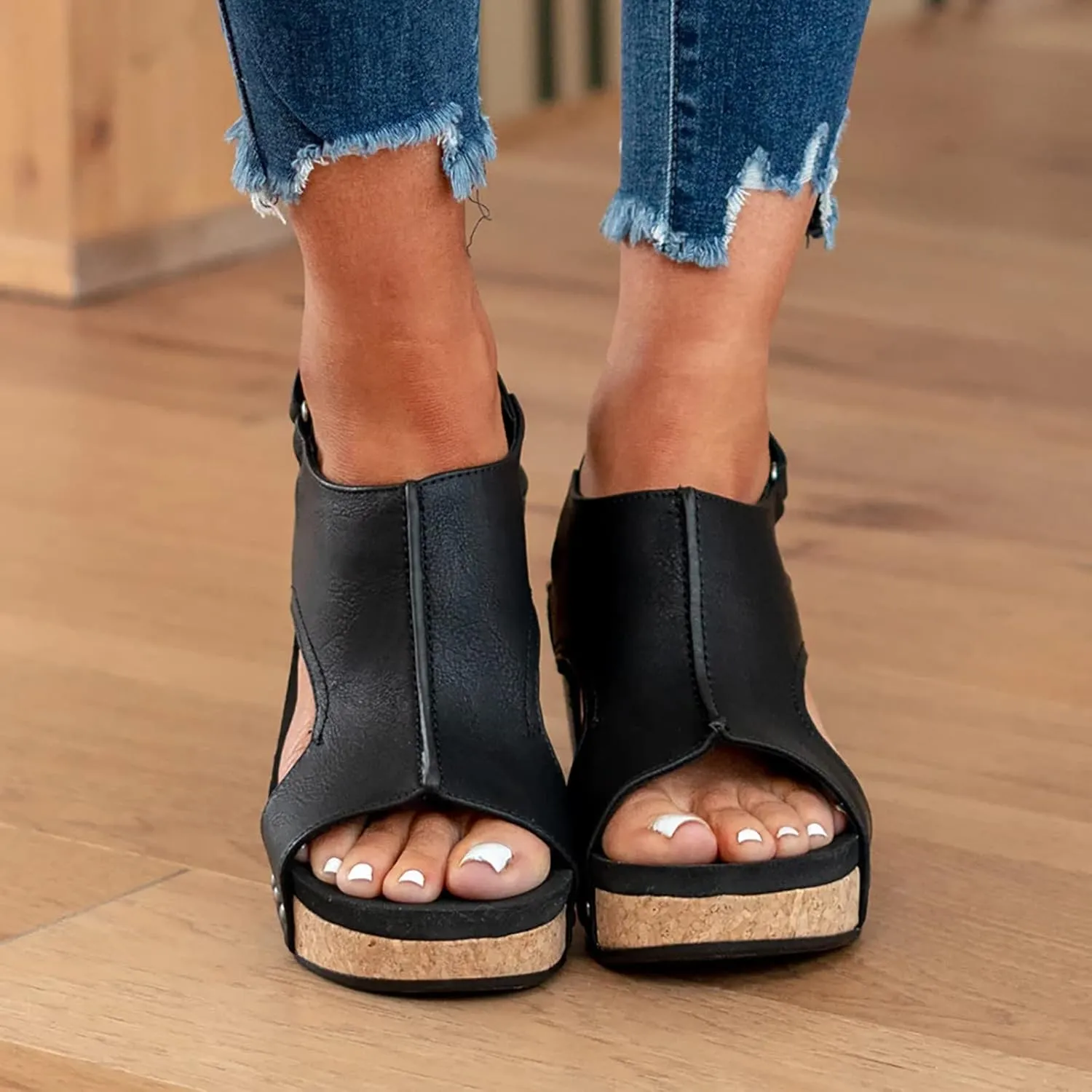 Eduavar Wedge Sandals for Women, Womens Sandals Summer Beach Sandals Floral Shoes Casual Ring Toe Flat Sandals