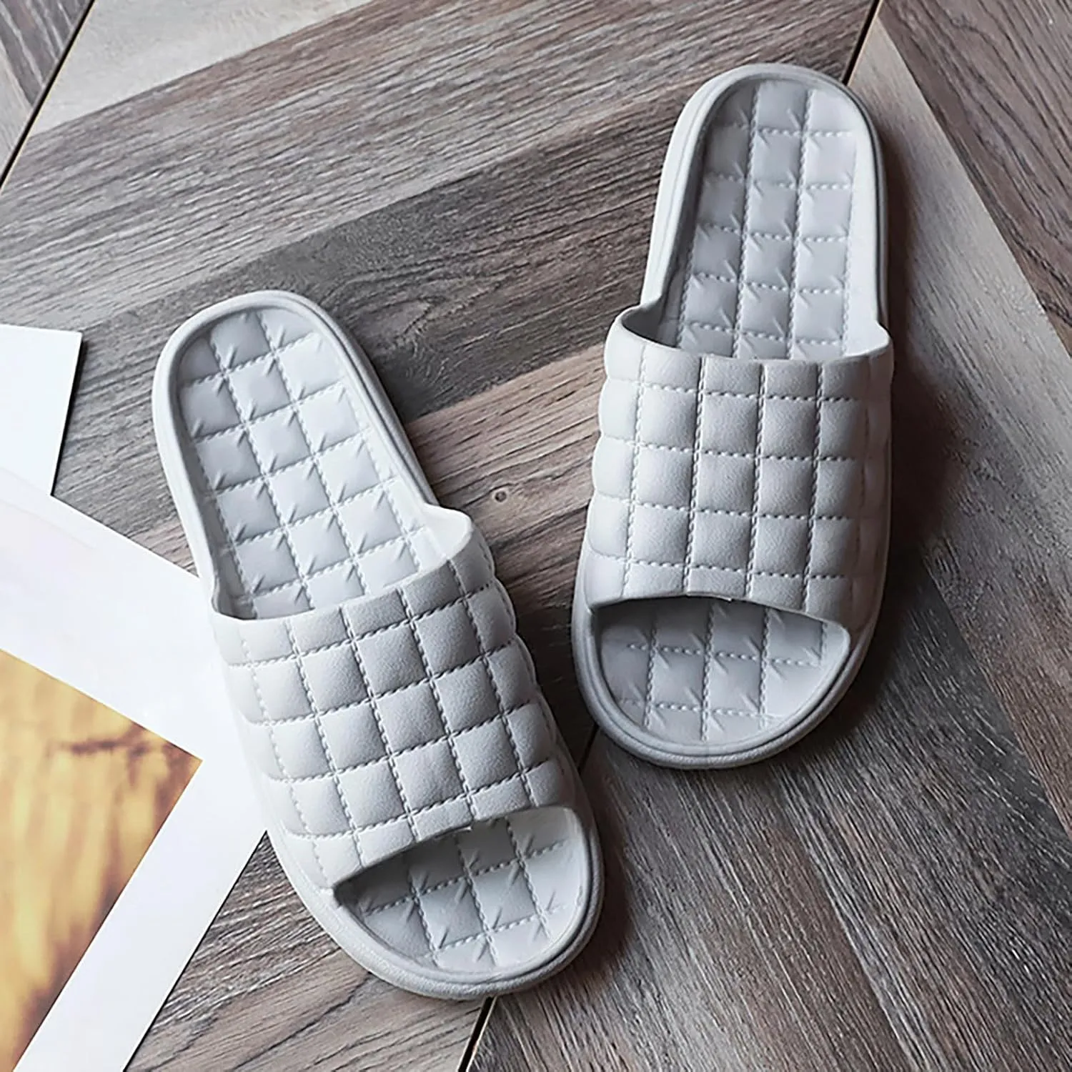 Indoor Slippers Travel Slippers for Women Foldable Shower Shoes Quick Drying Sandals Indoor and Outdoor