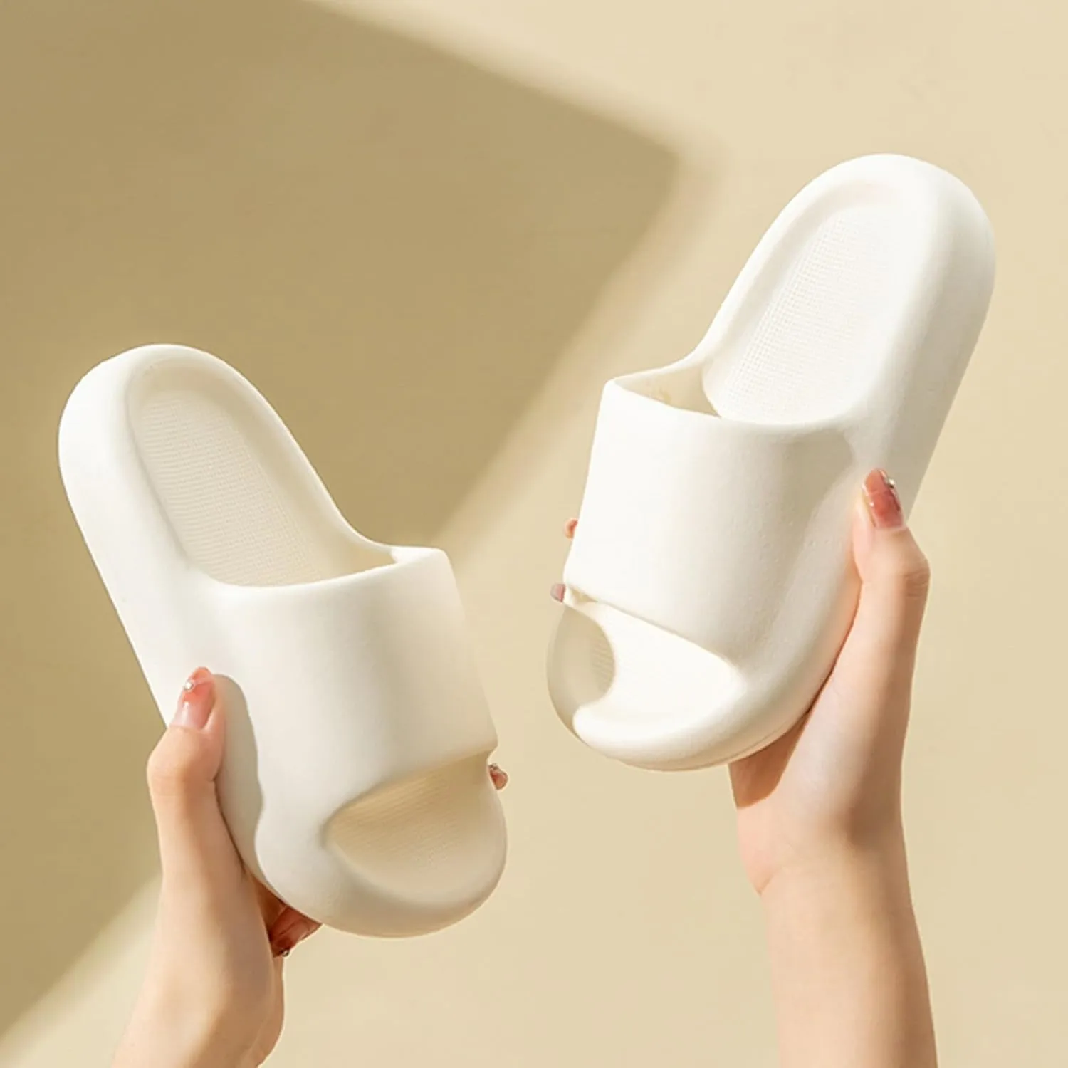 Kids Cloud Slides Boys Girls Flip Flops Slip On Beach Sandals Youth Pool Shower Shoes EVA Summer Slippers Non-Slip Open Toe Pillow Slippers Sandals Quick Drying Summer Beach Pool Shoes