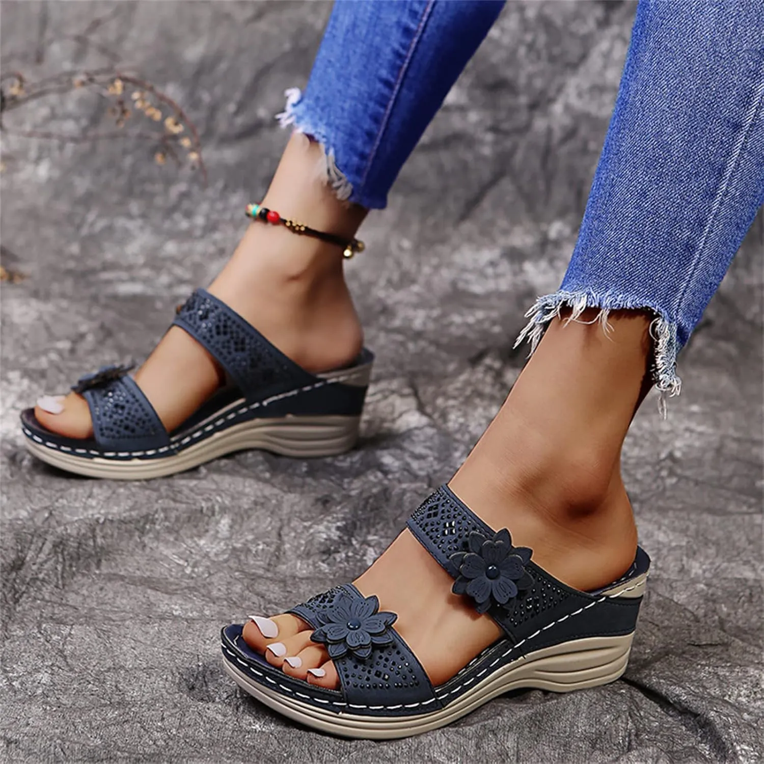 Ladmiple Womens Sandals Comfortable Slides Orthopedic Slippers Arch Support Dressy Summer Cute Walking Orthotic Flip Flops