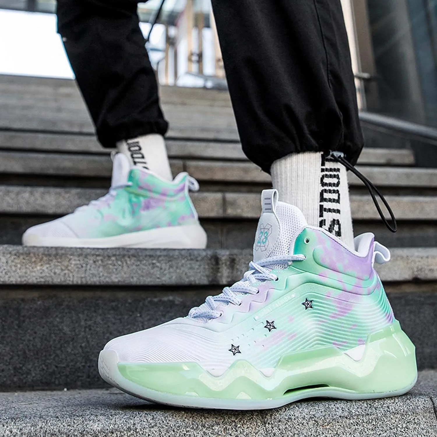 Mens and Womens Mid Top Lace Up Basketball Sneakers Comfortable and Breathable Running Shoes Anti Slip and Wear Resistant Walking Shoes Couple Park Walking Shoes Fitness Training Shoes