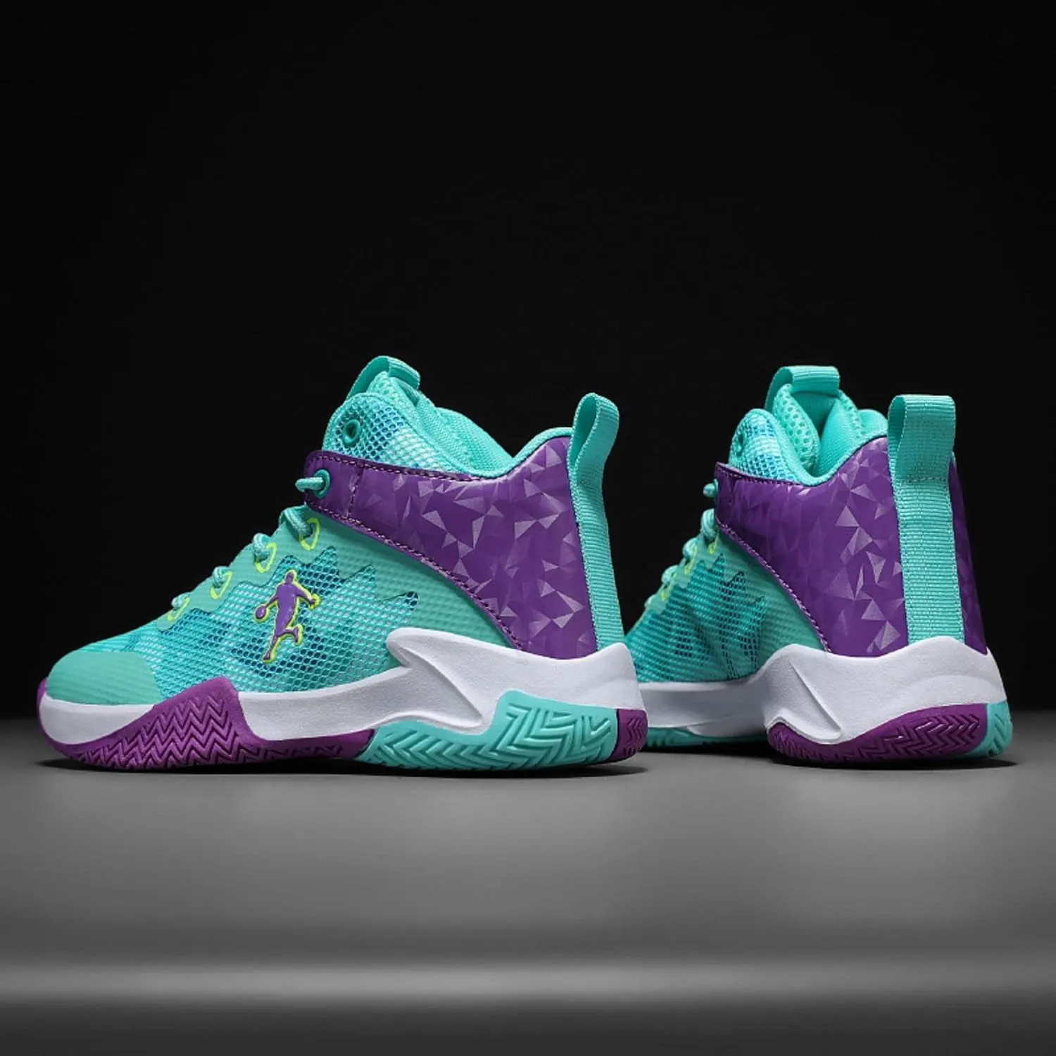 New Anti Slip and wear-Resistant Sports Basketball Shoes for Children