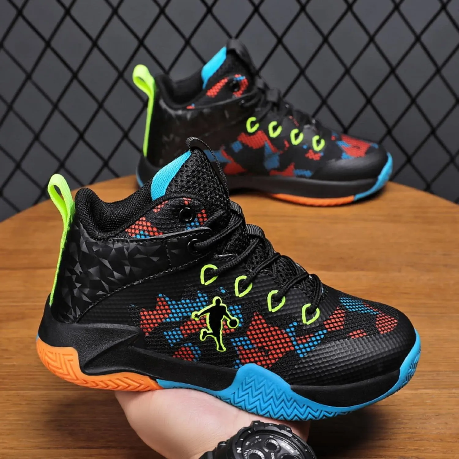 New Anti Slip and wear-Resistant Sports Basketball Shoes for Children