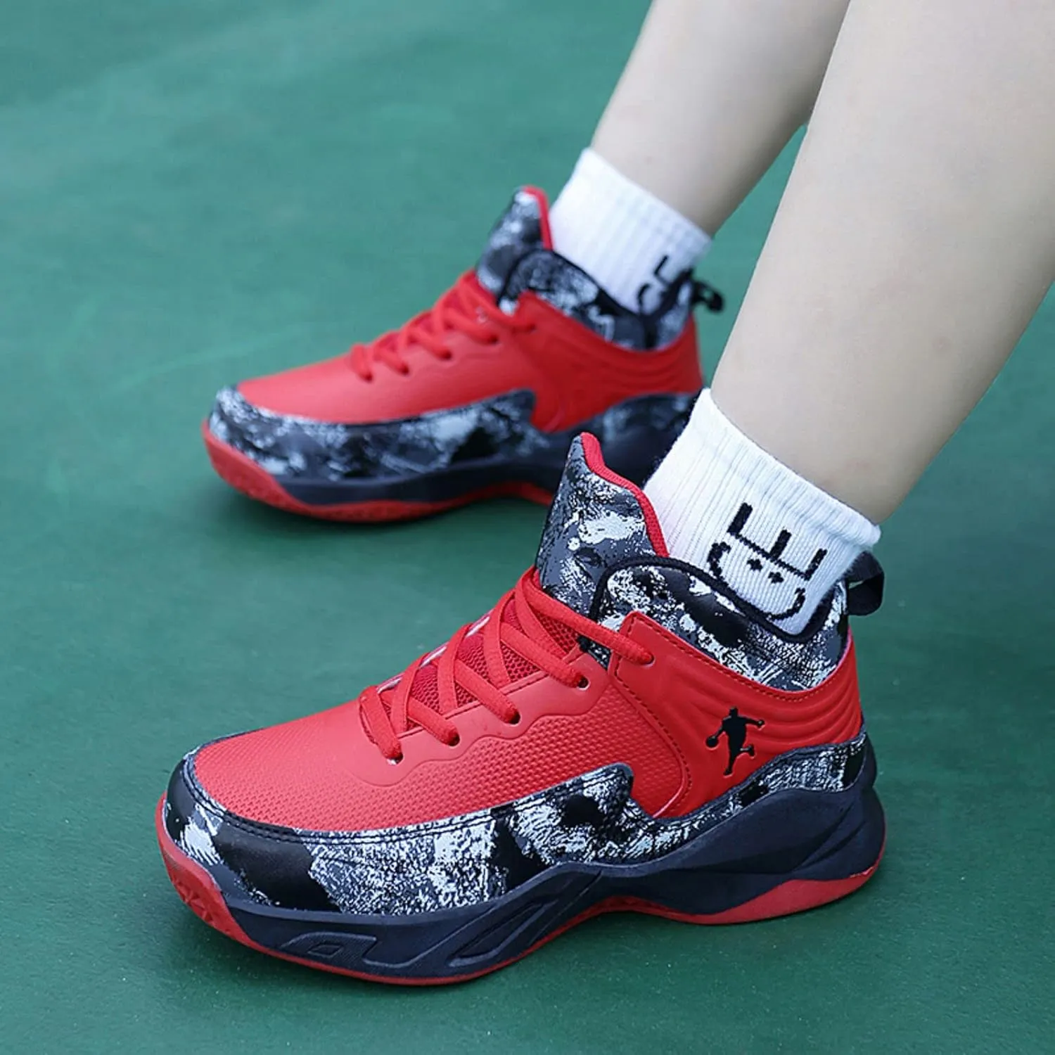New Anti Slip and wear-Resistant Sports Basketball Shoes for Children