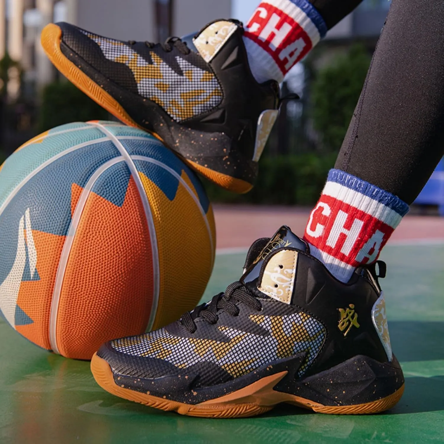 New Anti Slip and wear-Resistant Sports Basketball Shoes for Children