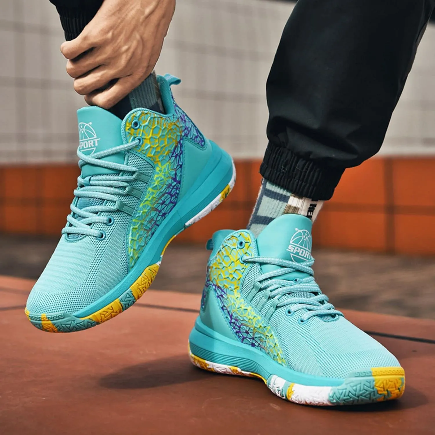 New Anti Slip and wear-Resistant Sports Basketball Shoes for Children