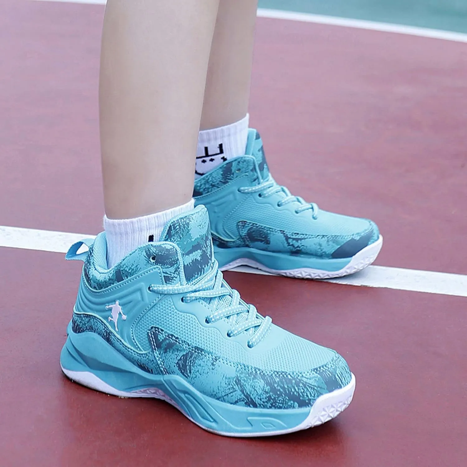 New Anti Slip and wear-Resistant Sports Basketball Shoes for Children