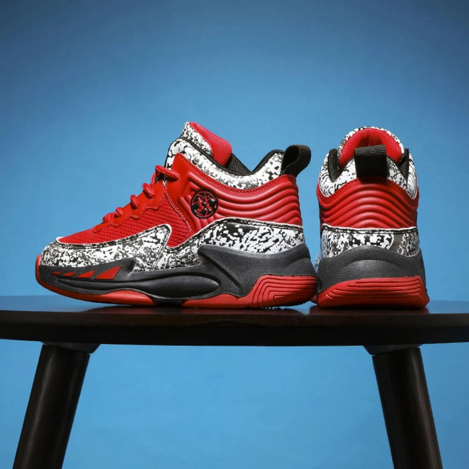 New Anti Slip and wear-Resistant Sports Basketball Shoes for Children