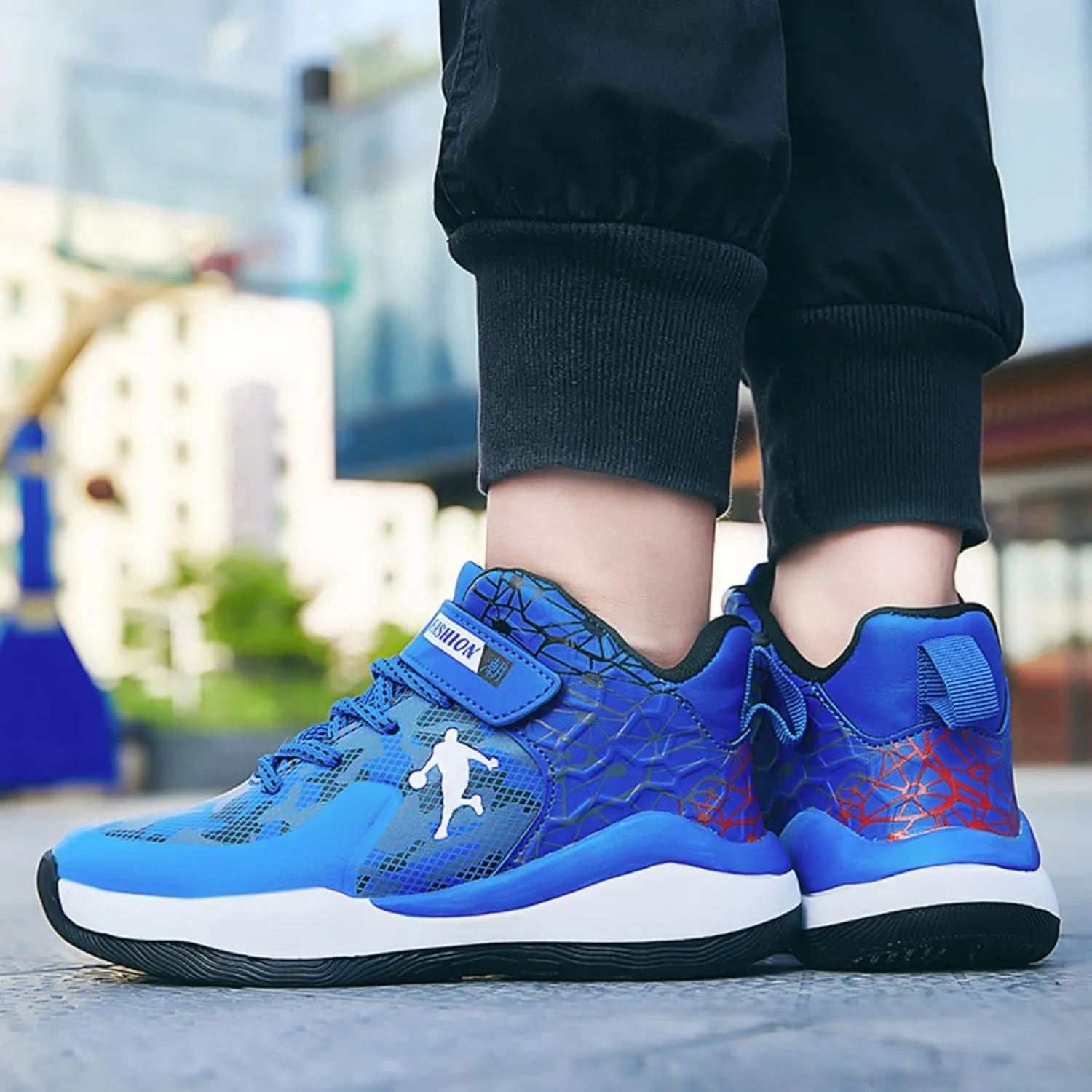New Anti Slip and wear-Resistant Sports Basketball Shoes for Children