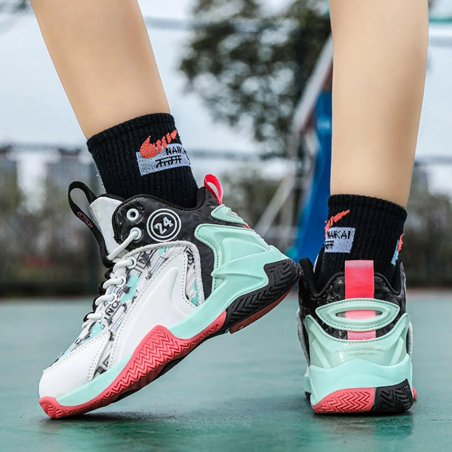 New Anti Slip and wear-Resistant Sports Basketball Shoes for Children