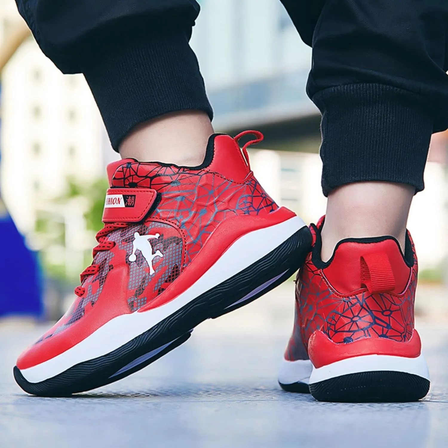 New Anti Slip and wear-Resistant Sports Basketball Shoes for Children