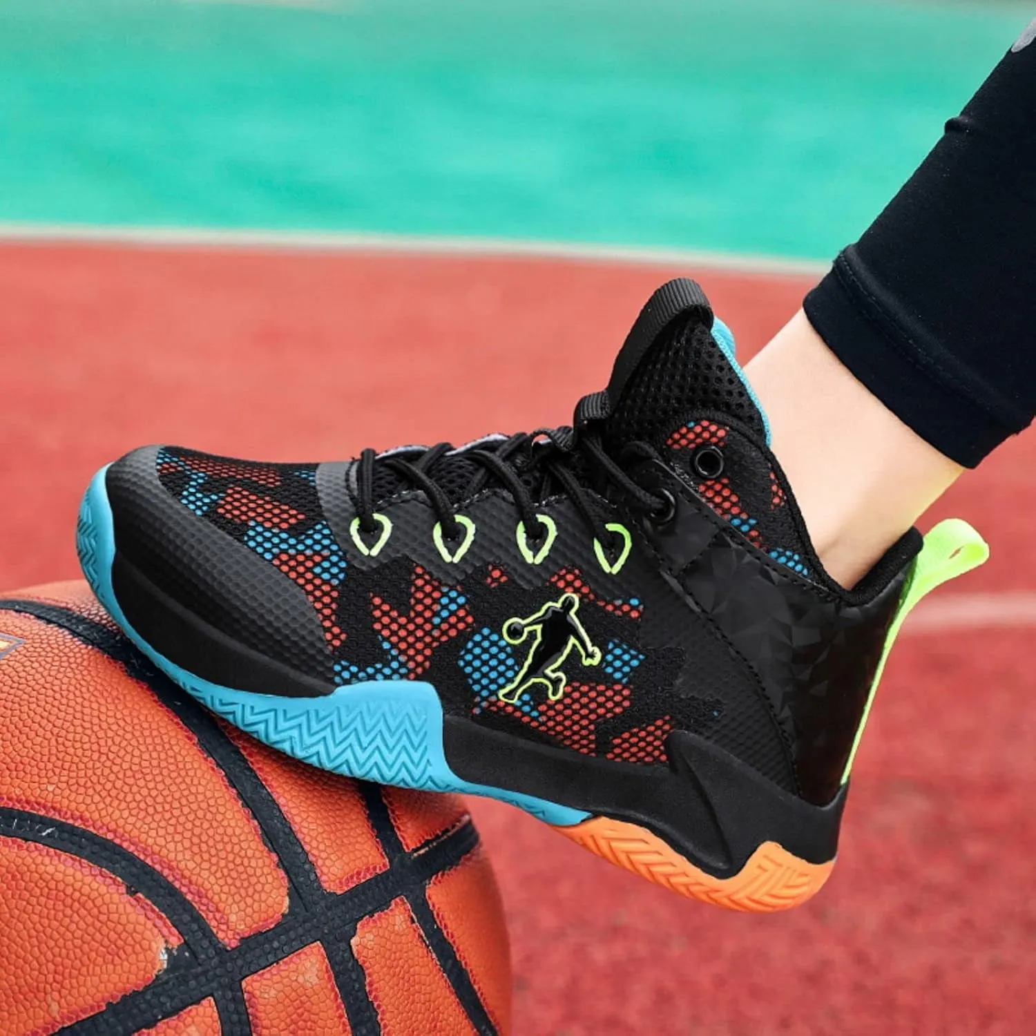 New Anti Slip and wear-Resistant Sports Basketball Shoes for Children