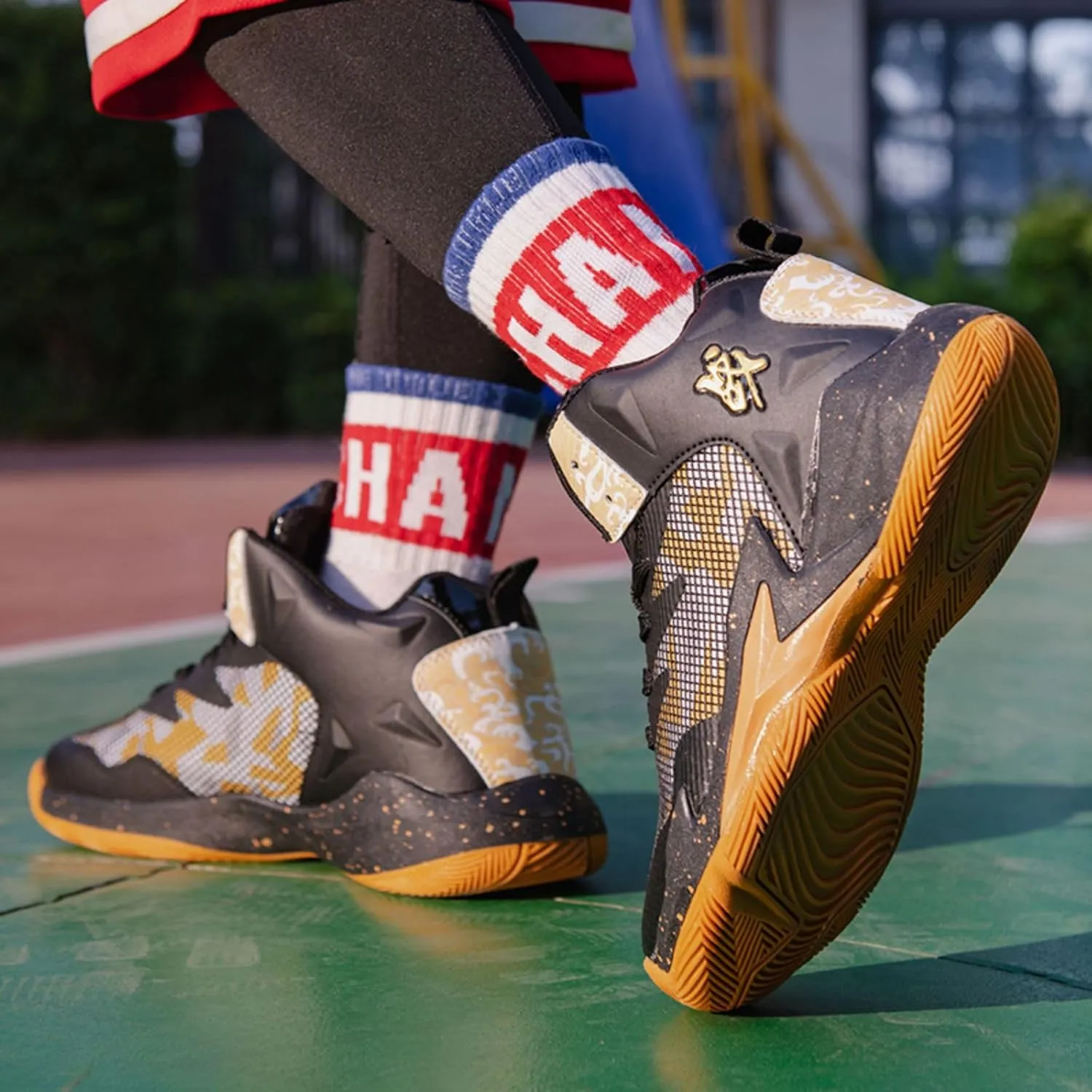 New Anti Slip and wear-Resistant Sports Basketball Shoes for Children