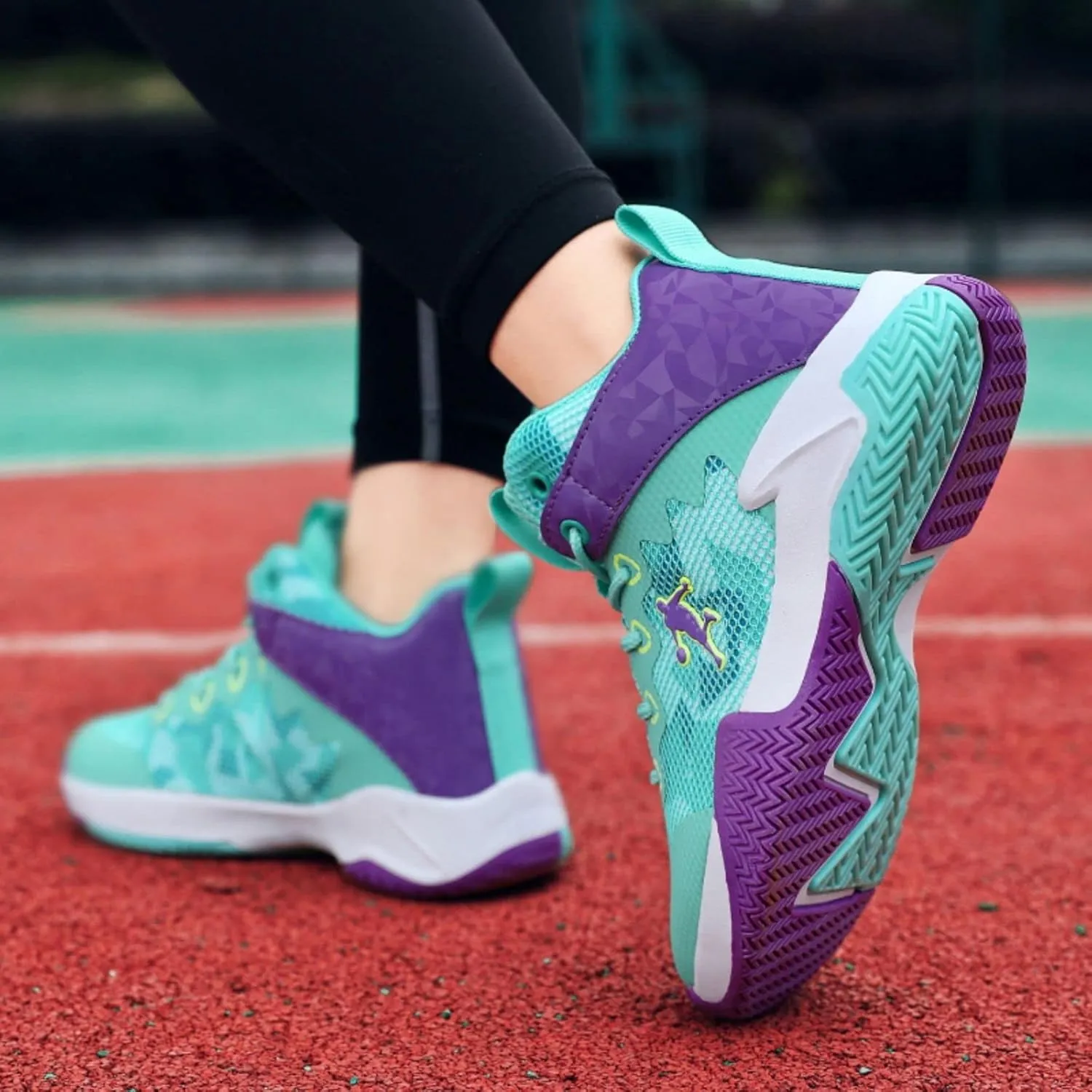 New Anti Slip and wear-Resistant Sports Basketball Shoes for Children