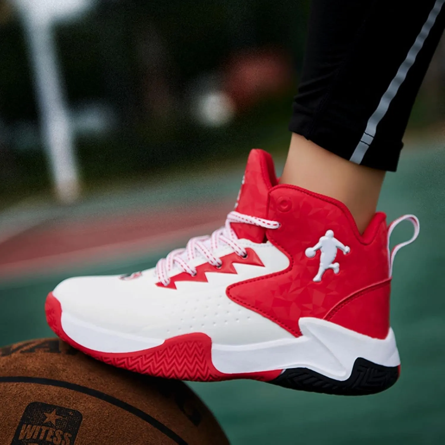 New Anti Slip and wear-Resistant Sports Basketball Shoes for Children