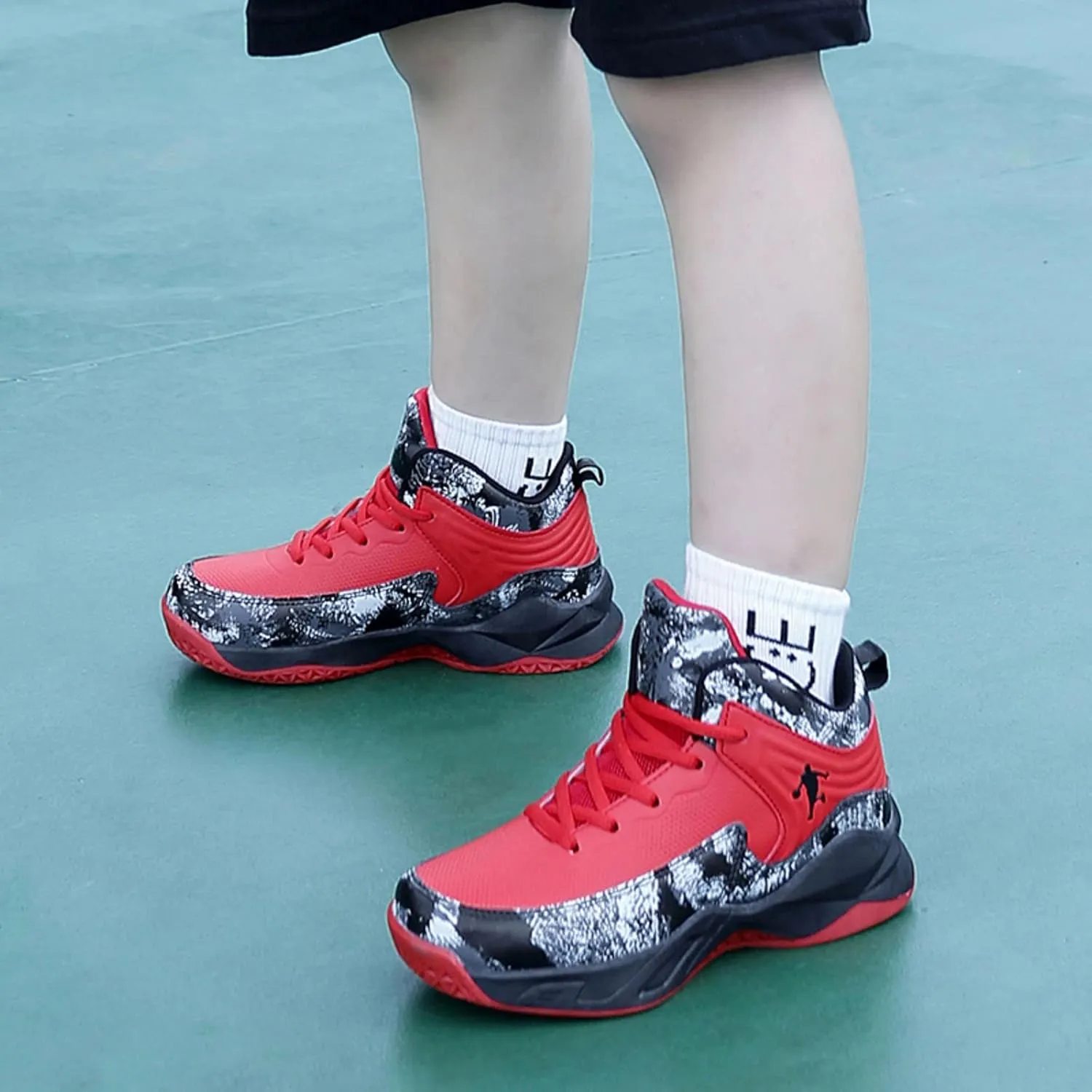 New Anti Slip and wear-Resistant Sports Basketball Shoes for Children