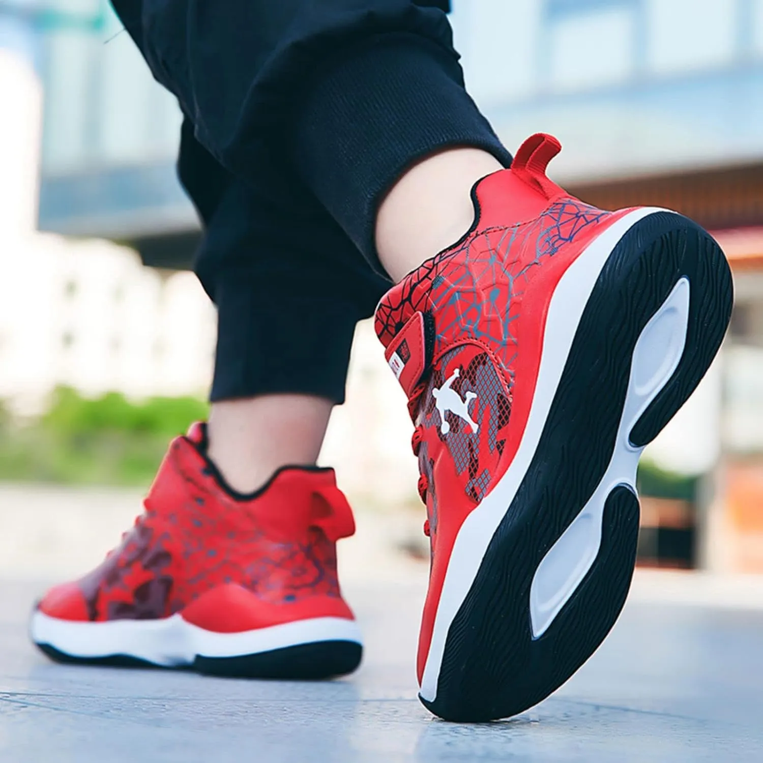 New Anti Slip and wear-Resistant Sports Basketball Shoes for Children
