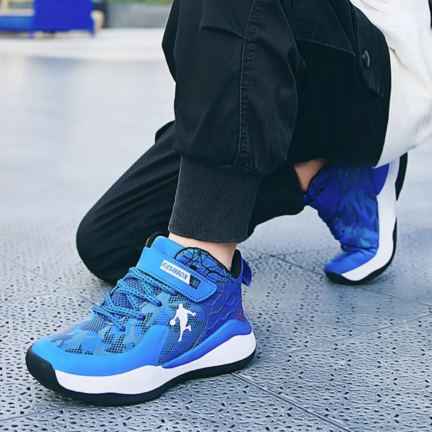 New Anti Slip and wear-Resistant Sports Basketball Shoes for Children