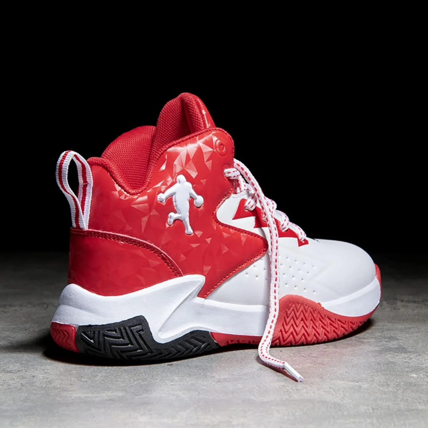 New Anti Slip and wear-Resistant Sports Basketball Shoes for Children