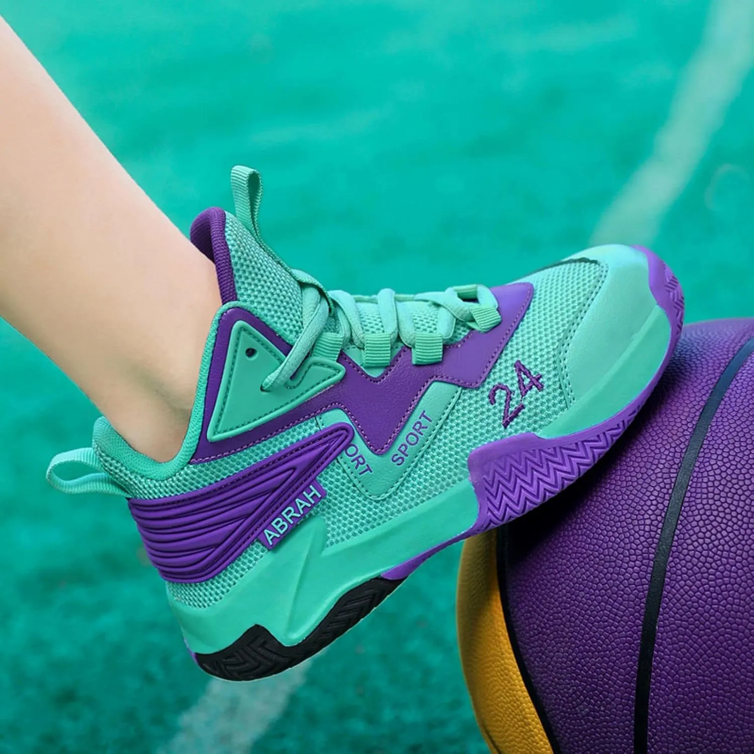 New Anti Slip and wear-Resistant Sports Basketball Shoes