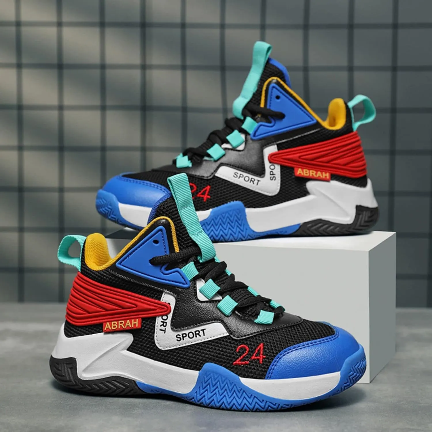 New Anti Slip and wear-Resistant Sports Basketball Shoes