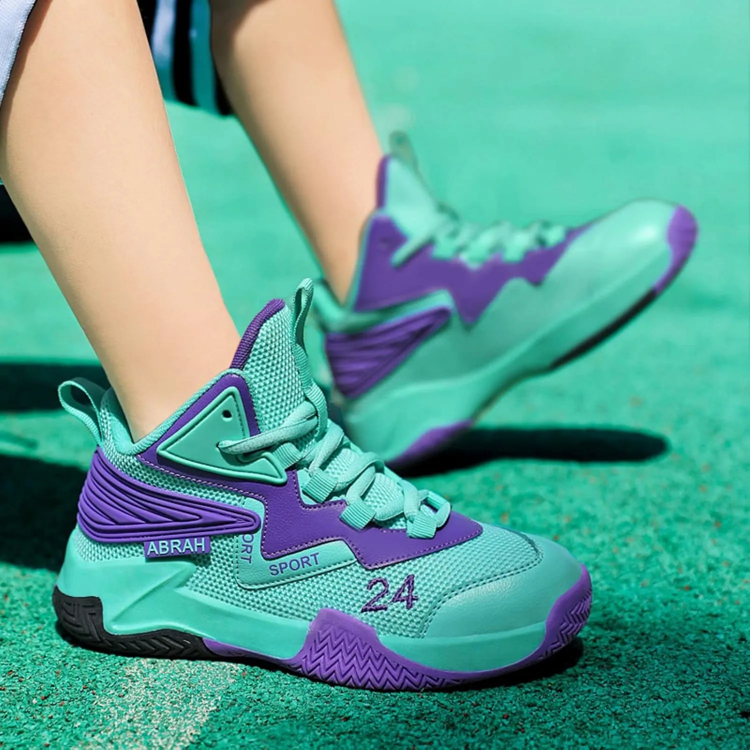New Anti Slip and wear-Resistant Sports Basketball Shoes