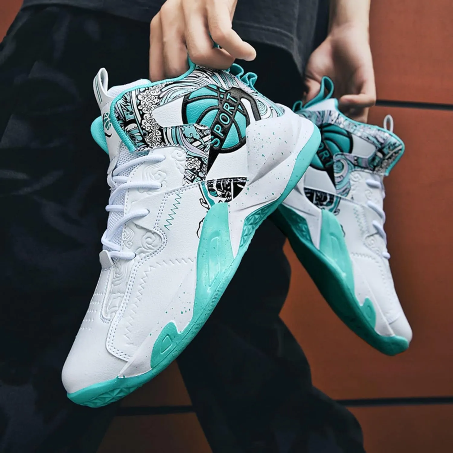 New Anti Slip Fashion high top Basketball Shoes