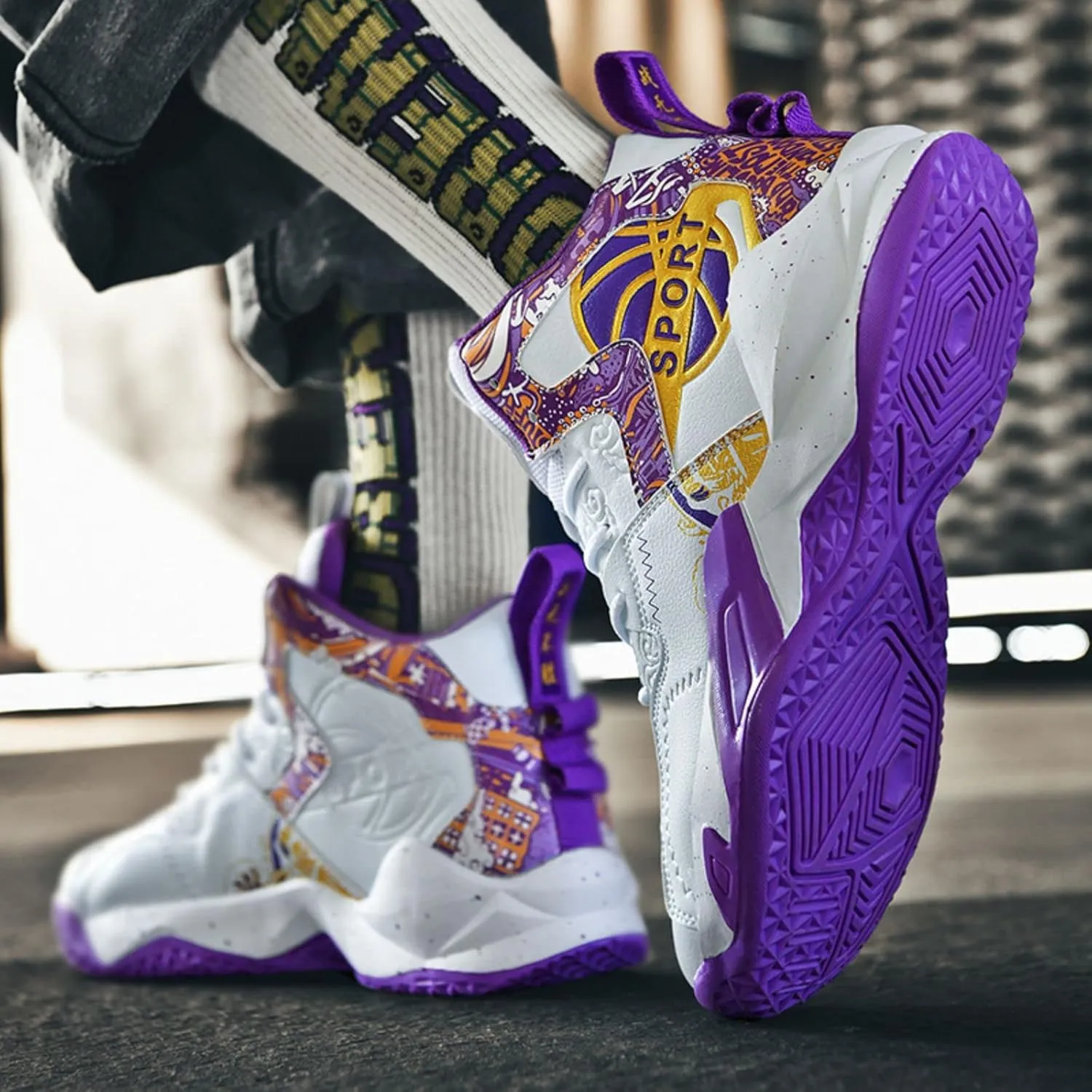 New Anti Slip Fashion high top Basketball Shoes
