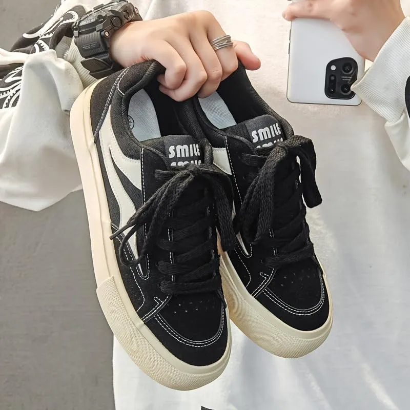Retro Sports-Style Men's Skate Shoes, Suitable for All Seasons and Versatile for Casual and Daily wear.