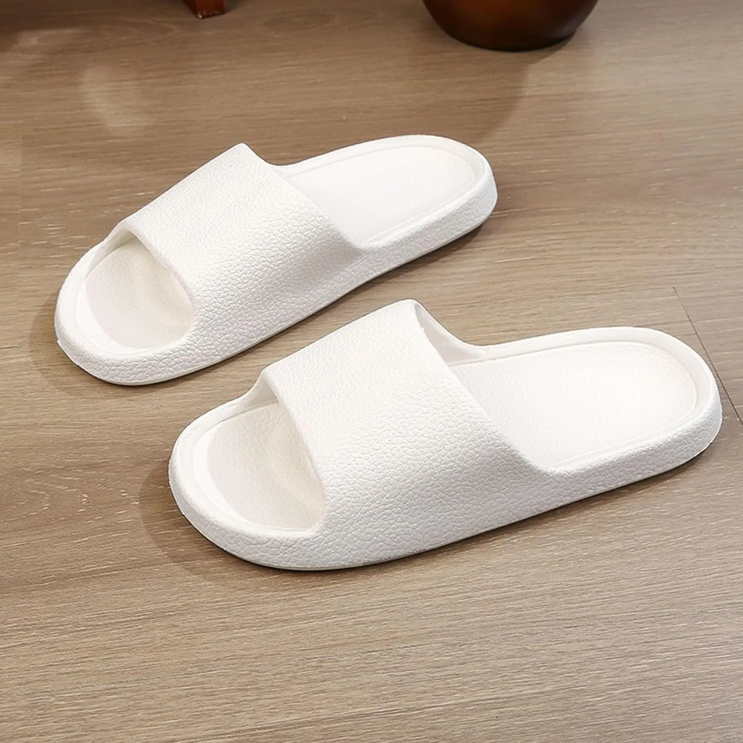 Slipper for Men and Women Indoor Plus Size Slides Bathroom Sandals Arch Support Slippers for Women Indoor Outdoor