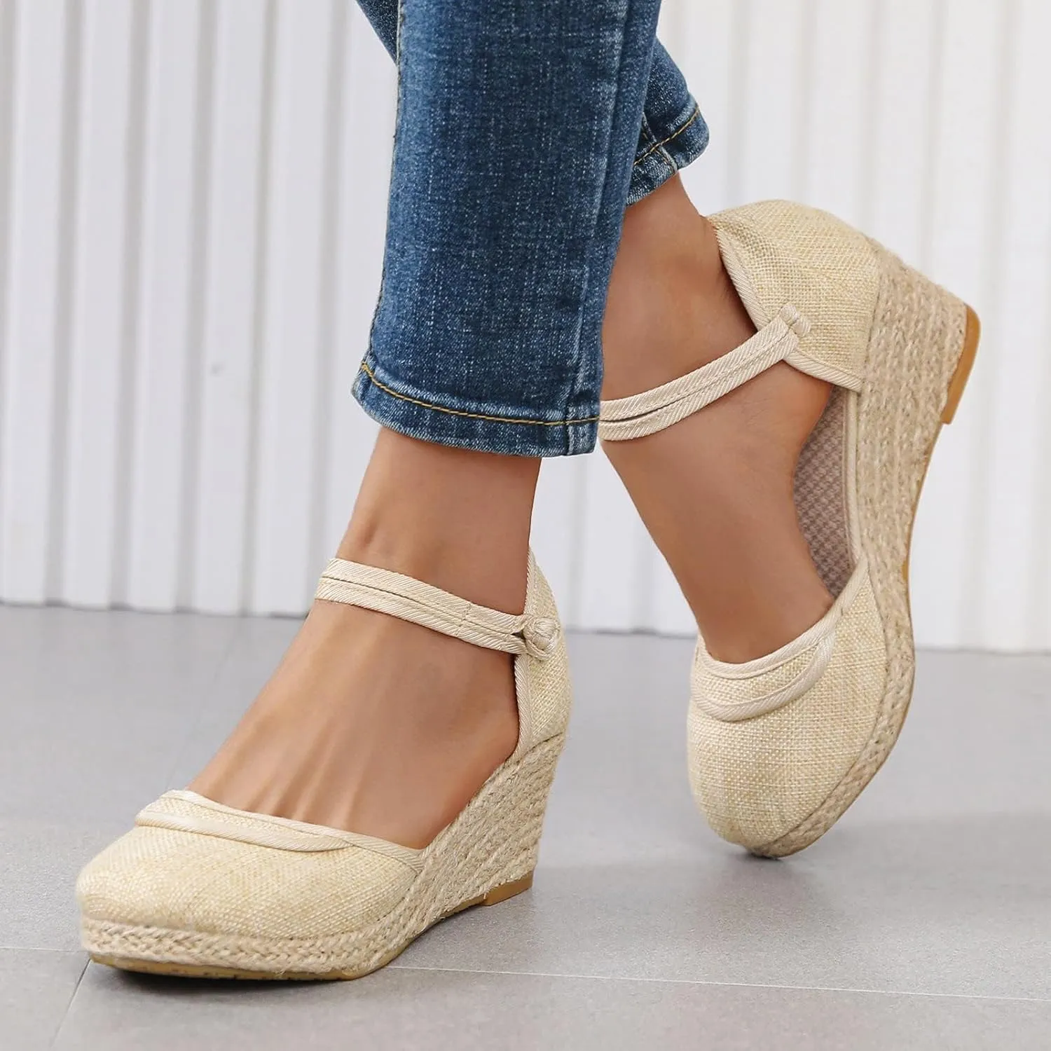 Summer Sandals for Women Ankle Strap Closed Toe Wedge Sandals 2025 Casual Espadrille Sandal Comfortable Slip On Platform Wedges with Arch Support All Day Comfort