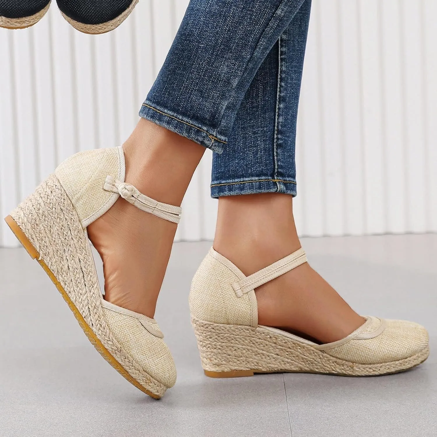 Summer Sandals for Women Ankle Strap Closed Toe Wedge Sandals 2025 Casual Espadrille Sandal Comfortable Slip On Platform Wedges with Arch Support All Day Comfort