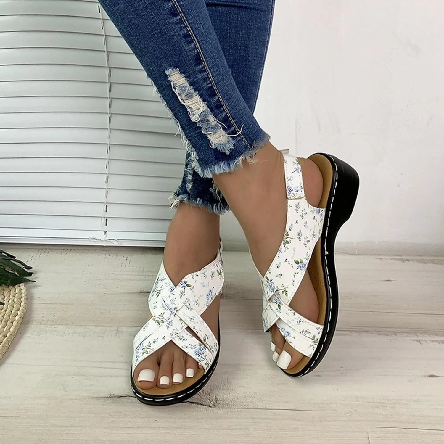 ZSpzx Orthopedic Sandals for Women,2025 Arch Support Wedge Flip Flops Slide Open Toe Crisscross Straps Slip On Dressy Summer Comfortable Slides Memory Foam Walking Beach Shoes